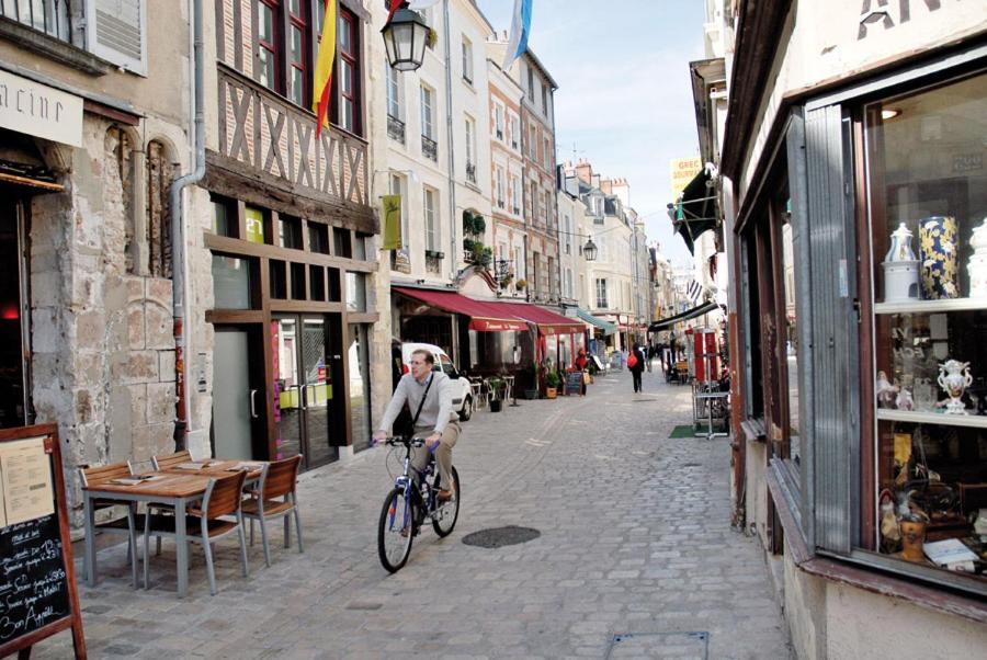 Porte Bourgogne Apartment *